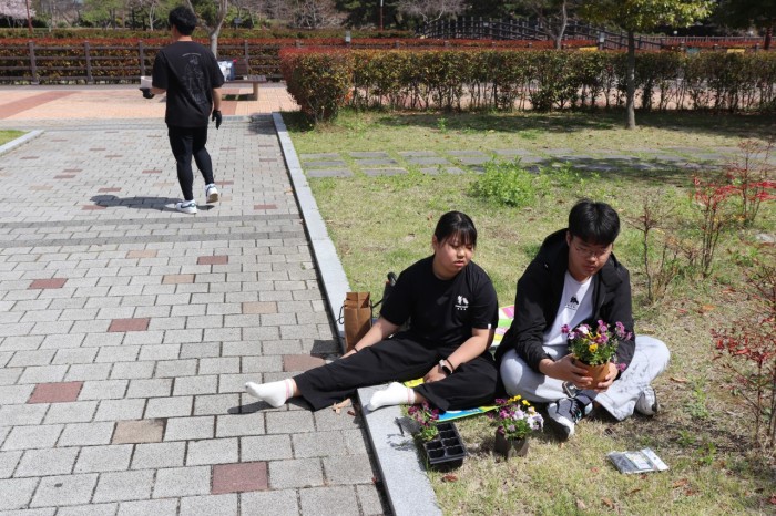 b0afcc1f61a7113c0f23eb7761c8b7b4_1775452